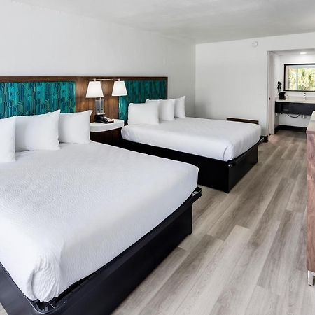 Blu Atlantic Hotel & Suites Миртл-Бич Экстерьер фото